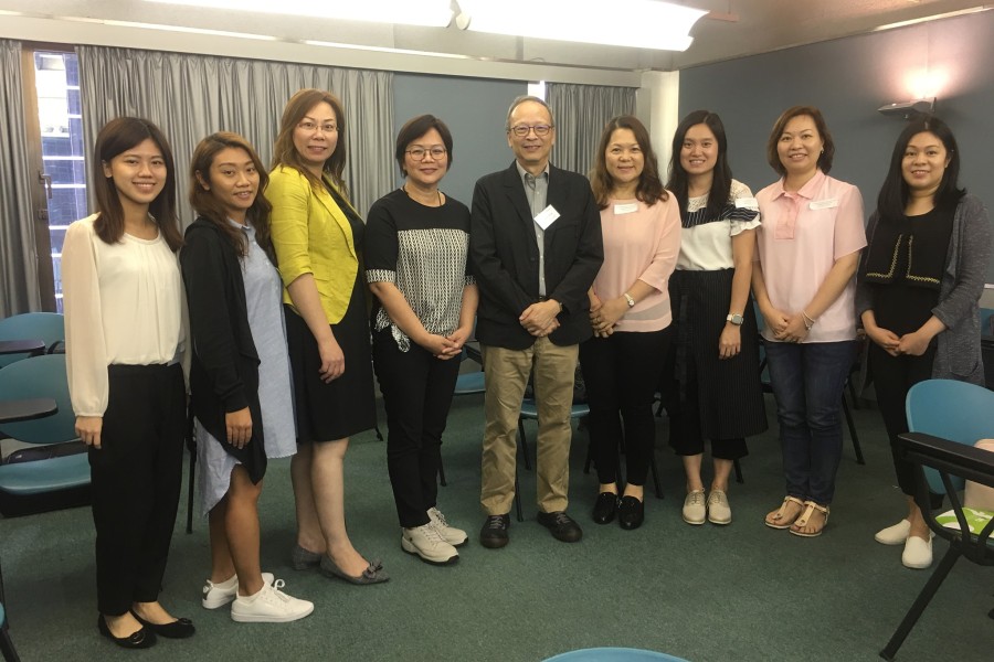 青年企業家發展局舉辦-青企局賽馬會--商校家長點創計劃